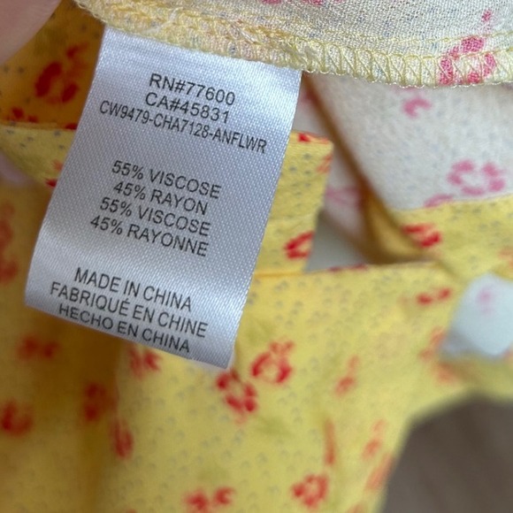 CHASER Kinney Button-Down Bright Yellow Floral Print Crop‎ Top Size XS - Picture 7 of 7